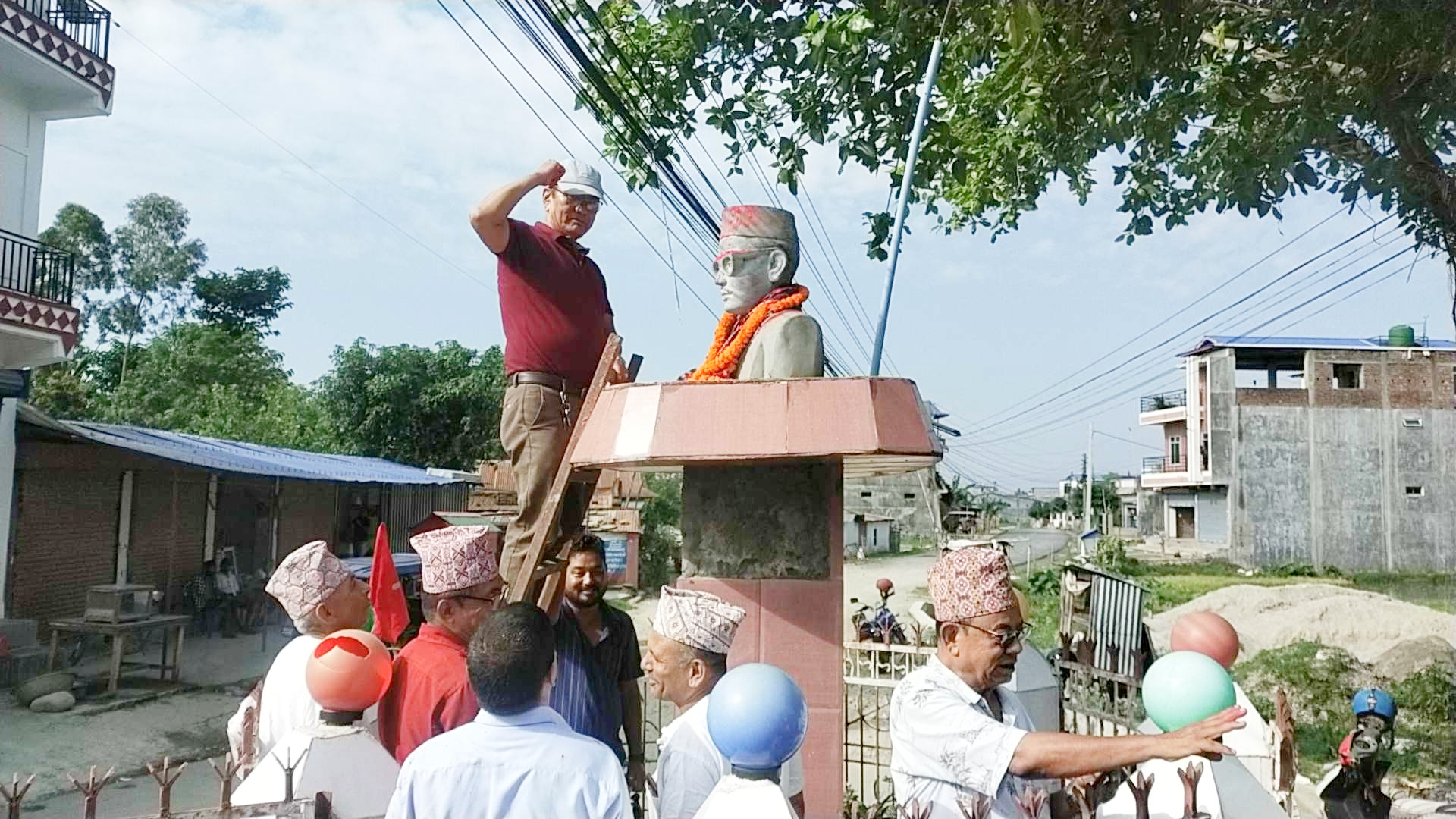 पुष्पलाल श्रेष्ठ