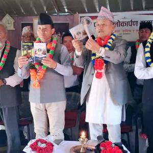 फालेलुङमा दुई कृति विमोचन फालेलुङमा दुई कृति विमोचन