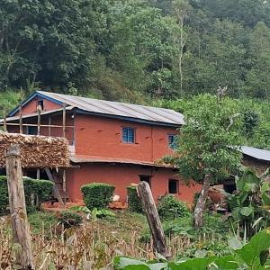 रातो माटोले घर पोत्ने प्रचलन हराउँदै